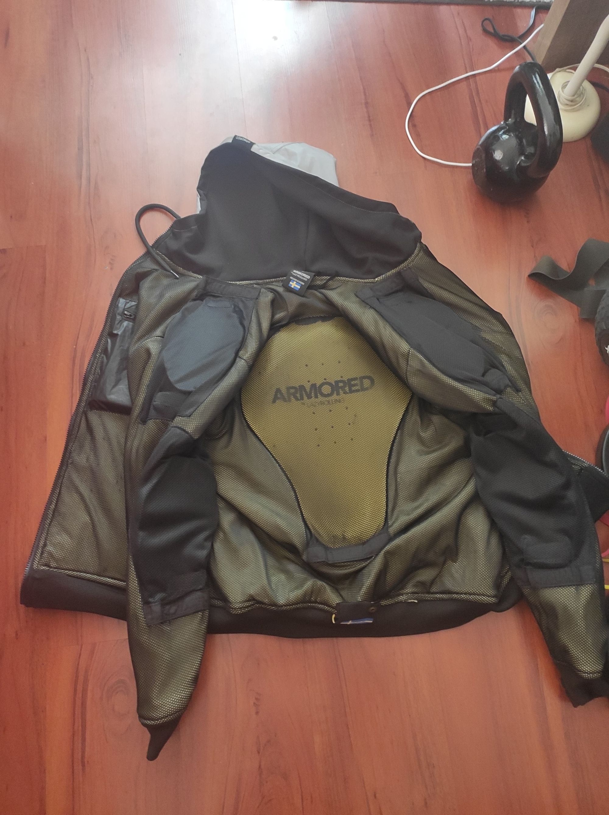 LAZYROLLING Armored Reflective Jacket First Impressions